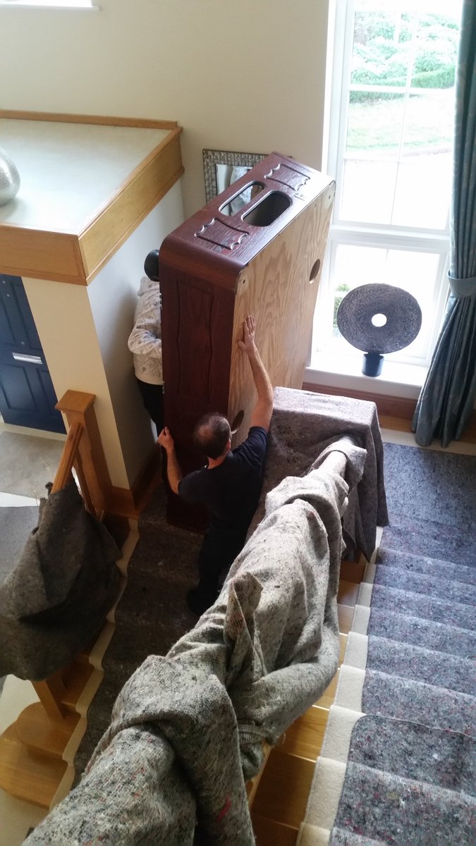 MetcalfRemovals's tweet image. We move pool tables.