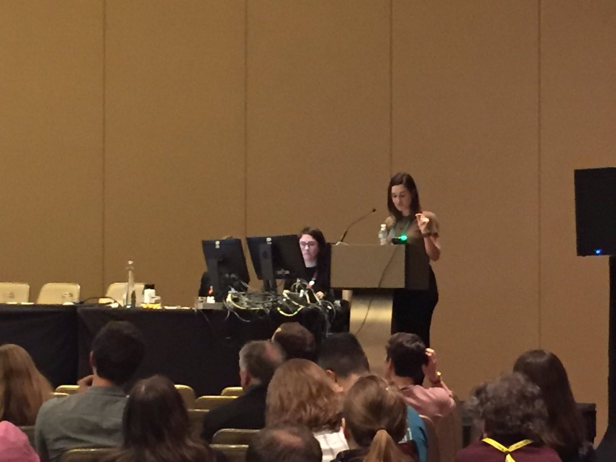 pHred_cheng's tweet image. Why IS the water bad? @DanykaKB at the #UpGoer5 with @AGU_SciComm #BasuLab