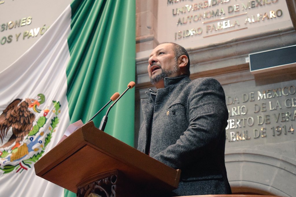 MorenosDeCora's tweet photo. 🔴 Los diputados de #Morena @MaxCorrea y @DiputadaLocal presentaron un exhorto al ayuntamiento de #Naucalpan, para que atienda las recomendaciones y opiniones de Protección Civil Estatal, y de solución a la población afectada por hundimientos de tierra. https://t.co/KbRum6koyi