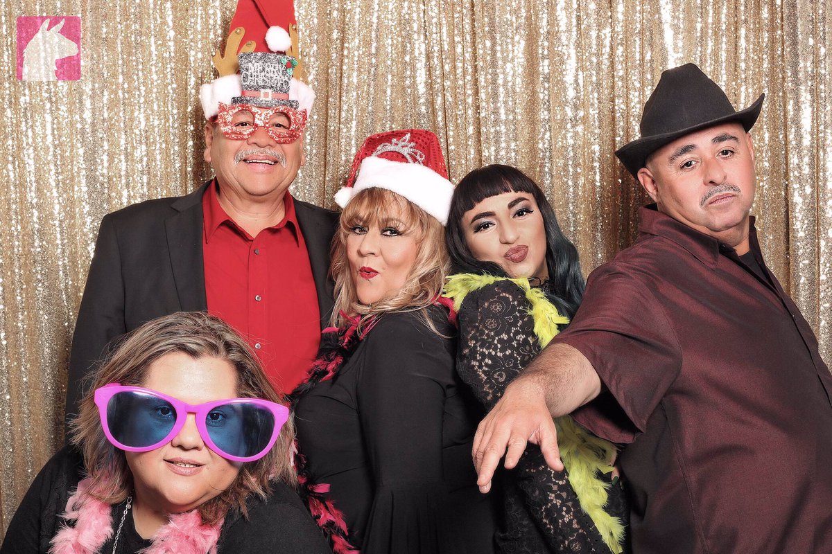 llamabooth's tweet photo. There is nothing better than celebrating 🥳 the holidays 🎄with the crew at #LACounty #DPSS. Big shoutout to DPSS Norwalk for putting together an 👌🏻amazing #HolidayParty at #stevensteakhouse in #Commerce. Good music 💃🏻🕺🏻, good food 😋, and good times 🥂💅🏻📸🤪 with #llamabooth. https://t.co/b3djUUDlVe
