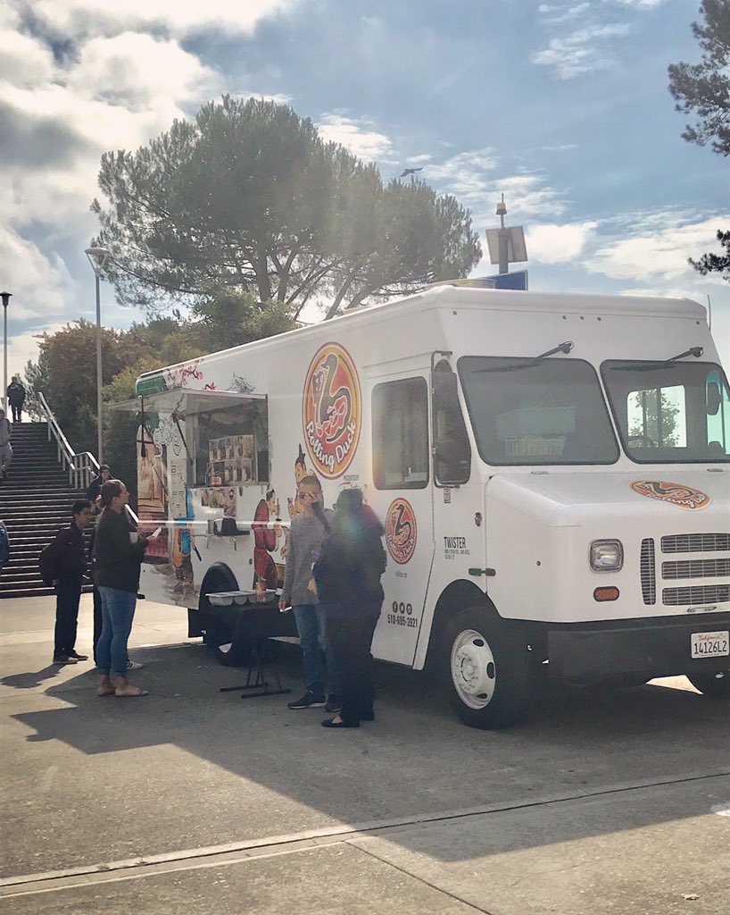 TrungerEats's tweet photo. Any Ideas for lunch? 😋 
Download our foodtruck App to see a variety of diverse dishes from foodtrucks. 
https://t.co/njZmQZoe9t
#trunger #trungereats #foodie #foodstagram #foodgasm #instafood #photooftheday #instagood #food  #yummy #instapic #delicious #fresh #lunch #tagforlikes https://t.co/uHkJzb81xv