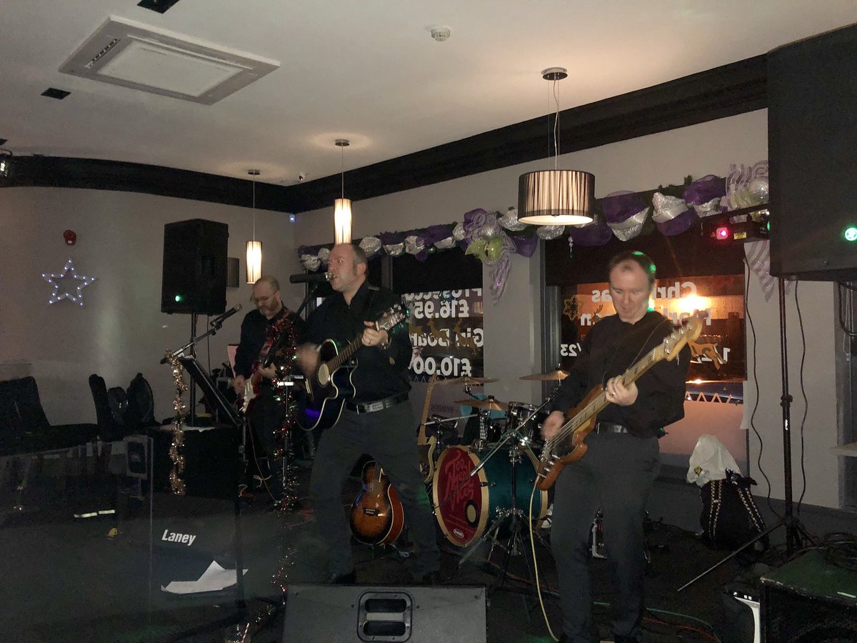AyrGaiety's tweet photo. 🎶 The incredible @toomanyvices had our Staff & Volunteers rockin’ around the Christmas Tree 🎄 at @StagedoorAyr’s Arthur Street Kitchen last night! Thank-you to the band & kitchen staff for making our night so special ❤️🎉 https://t.co/Fuyc7CzlXJ