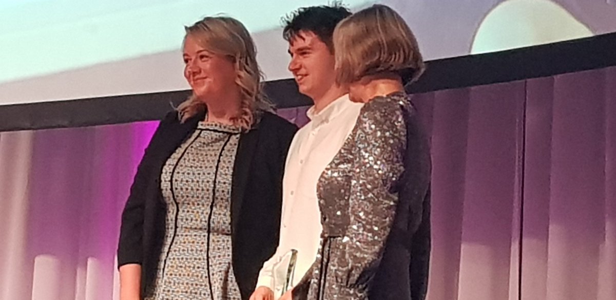 FlutterbyBermo's tweet image. #CharityImpactAwards @SpunOut winner medium size org whooppeeee Jack &amp;amp; Co!