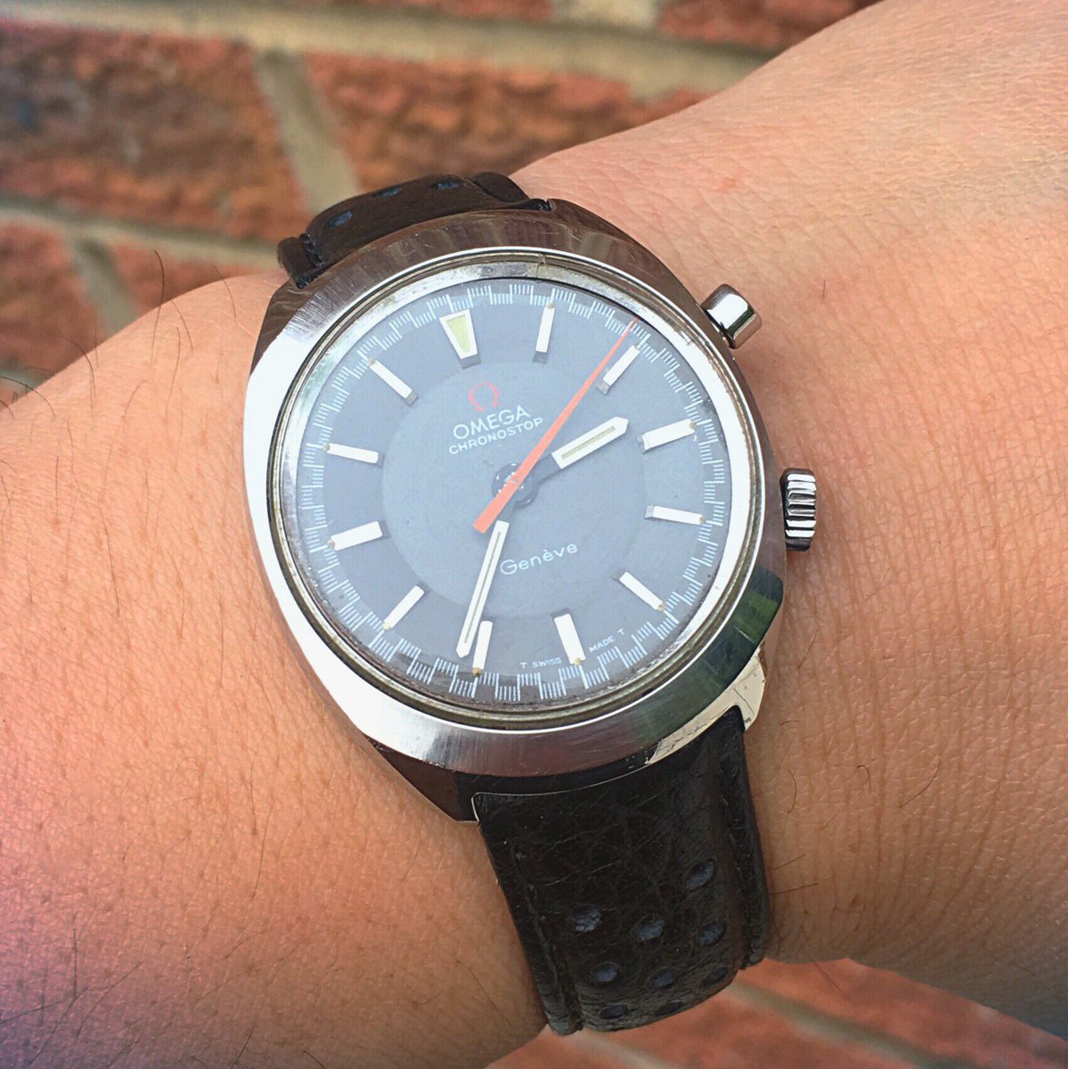 HighLoTime's tweet image. Omega Chronostop Genève ST145.009 Calibre 865 from 1966 #Omega #Chronostop #VintageWatch #VintageWatches #Timepiece