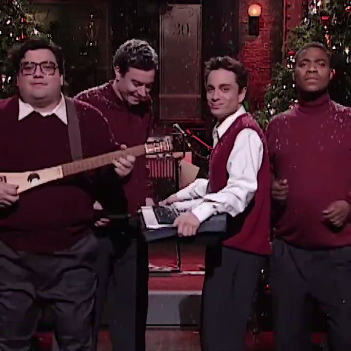 Saturday Night Live - SNL (@nbcsnl) on Twitter photo 14/12/2018 04:18:22 RT if you wish it was Christmas today. RT if you wish it was Christmas today.