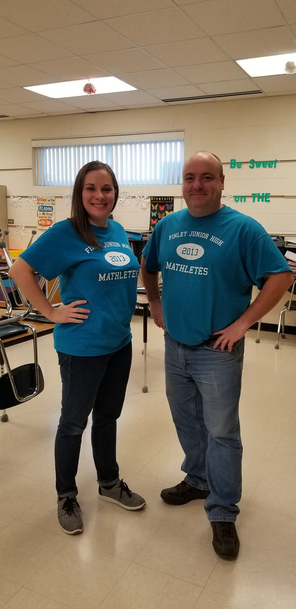 MrsMladek's tweet photo. The Twelve Days of Finley Spirit: Squad Day @FinleyMath #cridgepride #squadof2 https://t.co/O98mWhk3rN