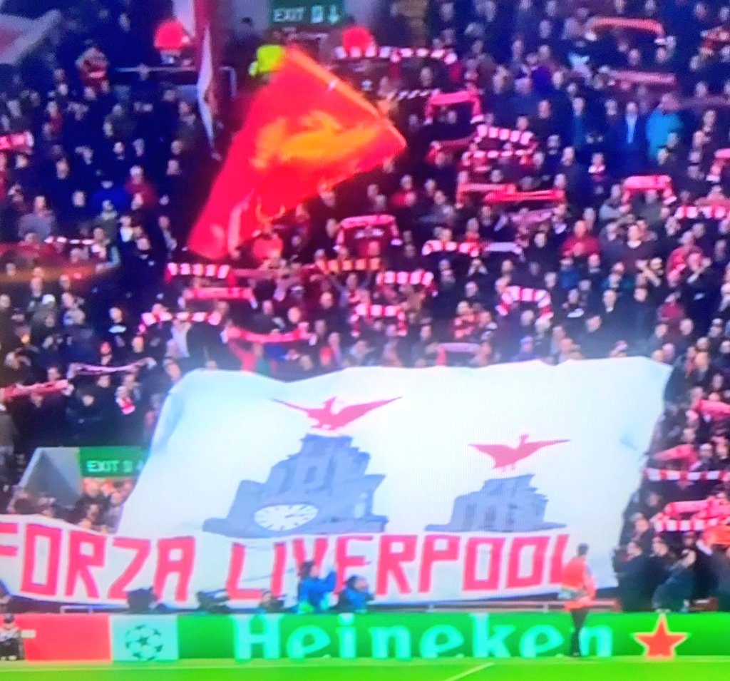 GoodisonHQ's tweet photo. HAHAHAHAHAHAHAHAHAHAHAHA
HAHAHAHAHAHAHAHAHAHAHAHA
Their heads have fell off over the the Liver birds being turned blue.

'Right Frank, That's it, I'm going to make a flag about this and bring it to the biggest game of the season so far" https://t.co/6DhfTXklYL
