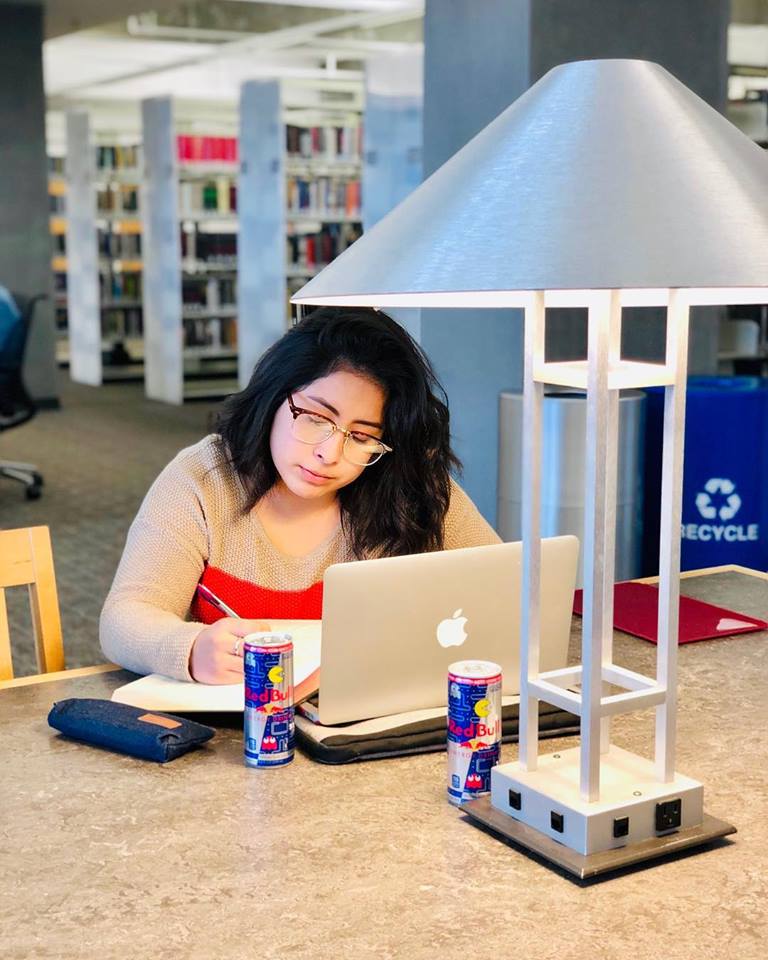 SSHAAdvising's tweet photo. STUDY TIP #️⃣7️⃣
-
💡 Good lighting can increase productivity! Make sure your study area is well lit. Along with boosting productivity, good lighting will help your eyesight in the long run. #StudyTip #FinalsWeek #SSHAwesome https://t.co/RUGQlPCMC4