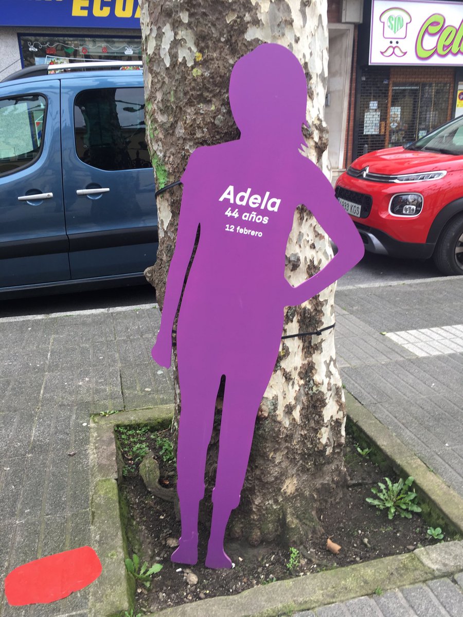 Torrelavega, Cantabria, recuerda a las mujeres víctimas de violencia de género, recuerdo y lucha contra esta lacra