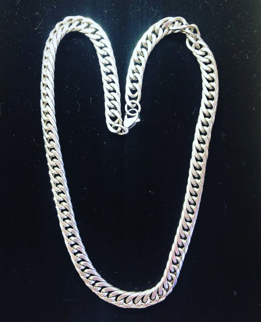 resalechick's tweet photo. #sterling #sterlingsilver #galvestonislandpreciousmetals #jewelryaddict #webuygold #webuysilver #foracauseresale #thrifting #christmaspresents #giftideas #silverjewelry #galvestontexas #resaleshop #galvestonthriftstore #thriftstorefinds #inexpensivejewelry #greatbargains #unisex https://t.co/MkdI49RMtb
