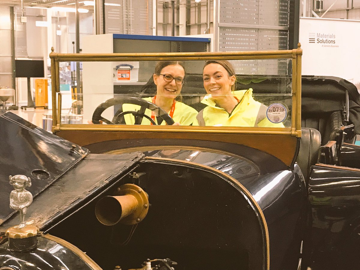 TurtonDanielle's tweet image. Me, @RebeccaFeay and the rest of the awesome @SiemensUKNews team are all set for the #siemensMSL launch tomorrow #ridinginstyle #reverseengineered #ruston #materialssolutions
