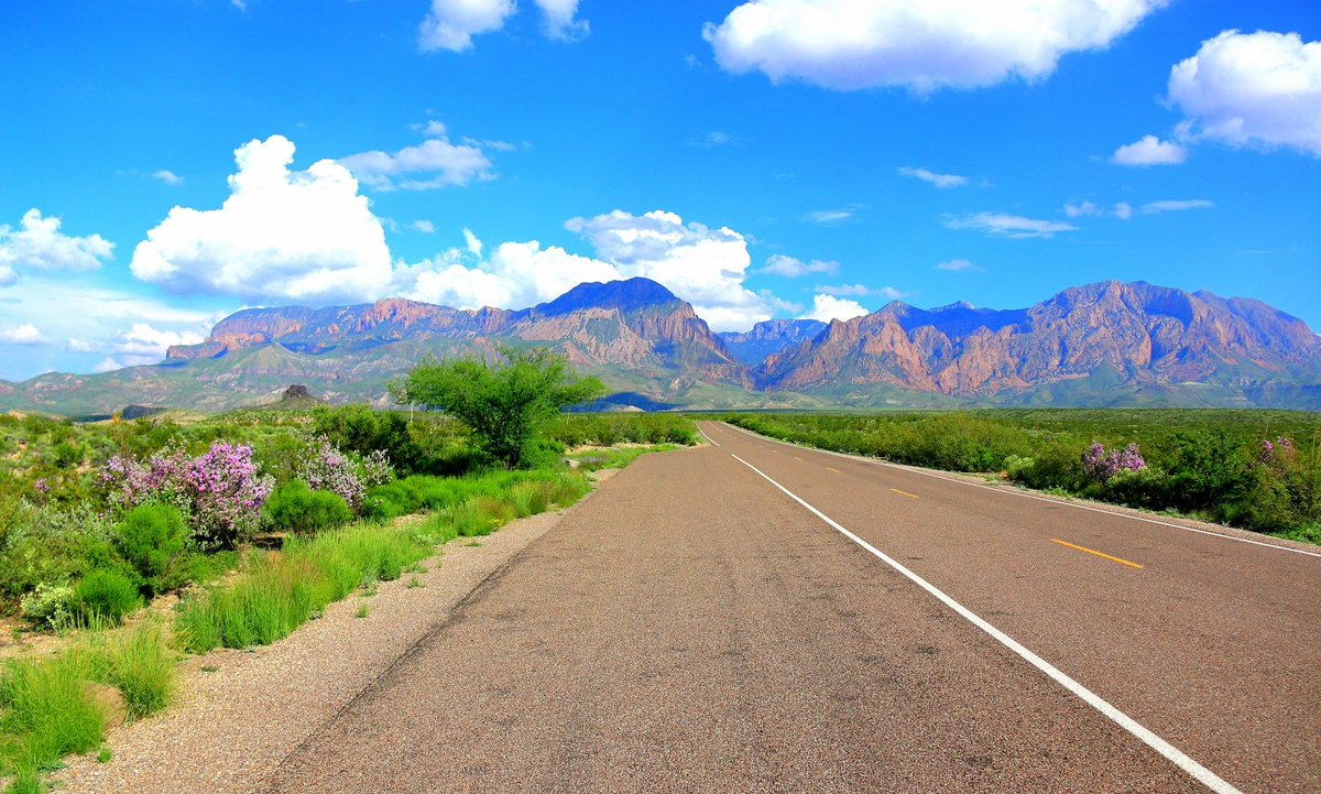 And just in time for the Winter break, we have 10 places to visit in Texas! #texastravel planomoms.com/travel-texas-g…