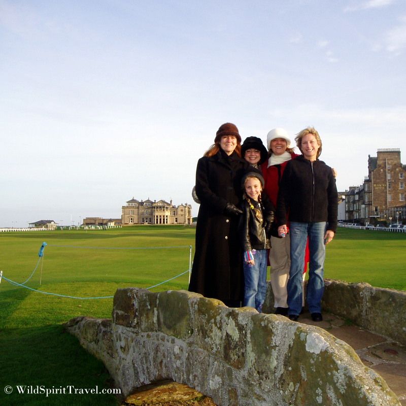 WildSpiritTrvlr's tweet image. December in Scotland. Yup, #itscoldout!  Still nice to walk the #OldCourse at St Andrews. #Love2Travel