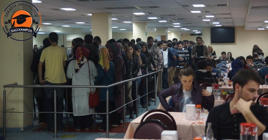 Sakarya Üniversitesi Rektörlüğü tarafından duyuru ile Yemek Ücretlerine Zam yapıldı. Yapılan zam ile yemek fiyatlarında %37.5’e varan yükselmeler meydana geldi. En büyük fiyat artışı ise Öğrenci Yemek Fiyatlarında oldu. <a href="/FatihSavasan/">FatihSavasan</a> 
saukampus.com/sakarya-univer…