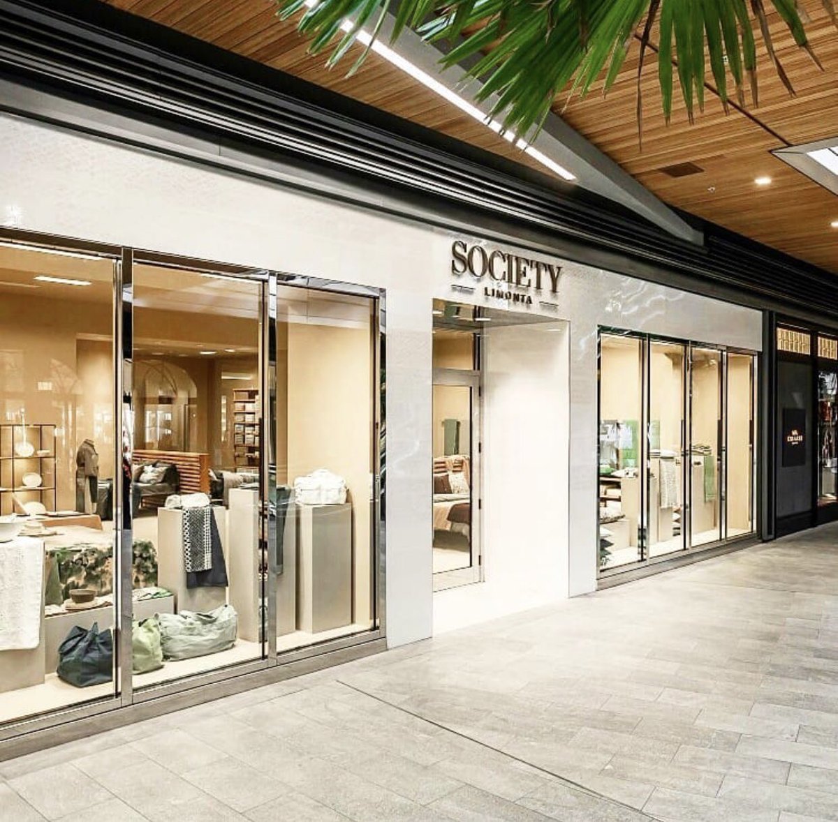 Indulge in Italian luxury living <a href="/societylimonta/">society limonta</a>’s brand new #Miami flagship store on Dec 13! Enjoy a night of shopping before the #Holidays to find the most exquisite #gifts of linens, cashmere, silk &amp; cotton, with an exclusive 10% off! RSVP here: t.e2ma.net/webview/ezjjtb…