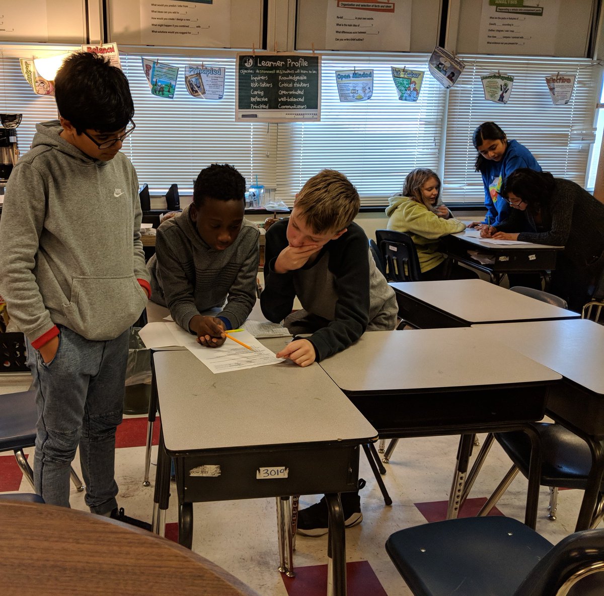 SMSOhioState's tweet photo. #TeamOhioState surfed the waves in a race of reading for connotation, tone, viewpoint, and purpose of writing @StonewallMiddle #SMSReindeerGames2018 https://t.co/NRc93y1zuQ