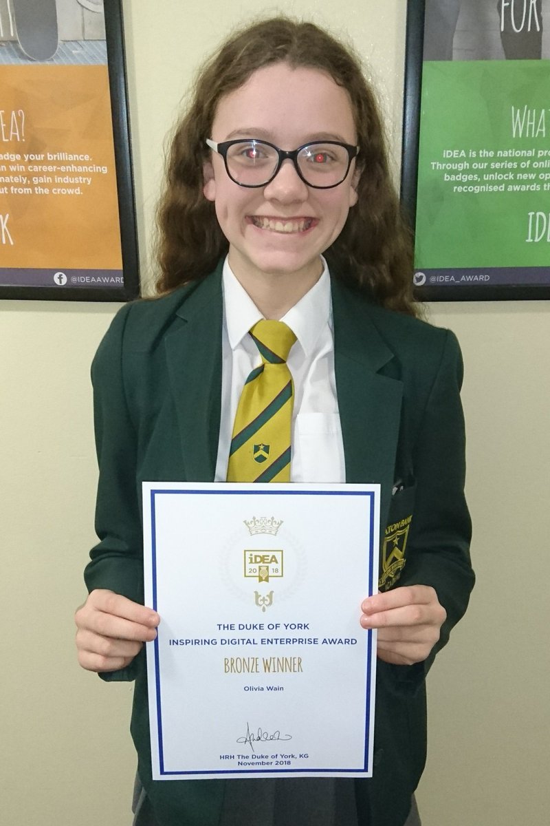 ebacomputing's tweet image. Well done Olivia from @EatonBank for getting your Bronze @idea_award Certificate! #proudteacher