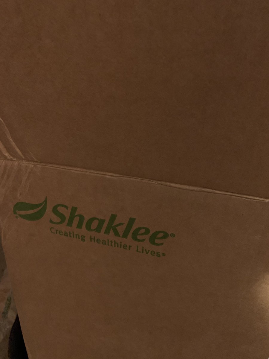 tylertgeorge's tweet photo. Christmas comes early!! So pumped to load up on my @ShakleeHQ products for the new year! For last minute gifts, talk about a lifesaver. #ShakleeAthlete #PurePerformanceTeam #ShakHatReunion? https://t.co/NzSA1ju5Un