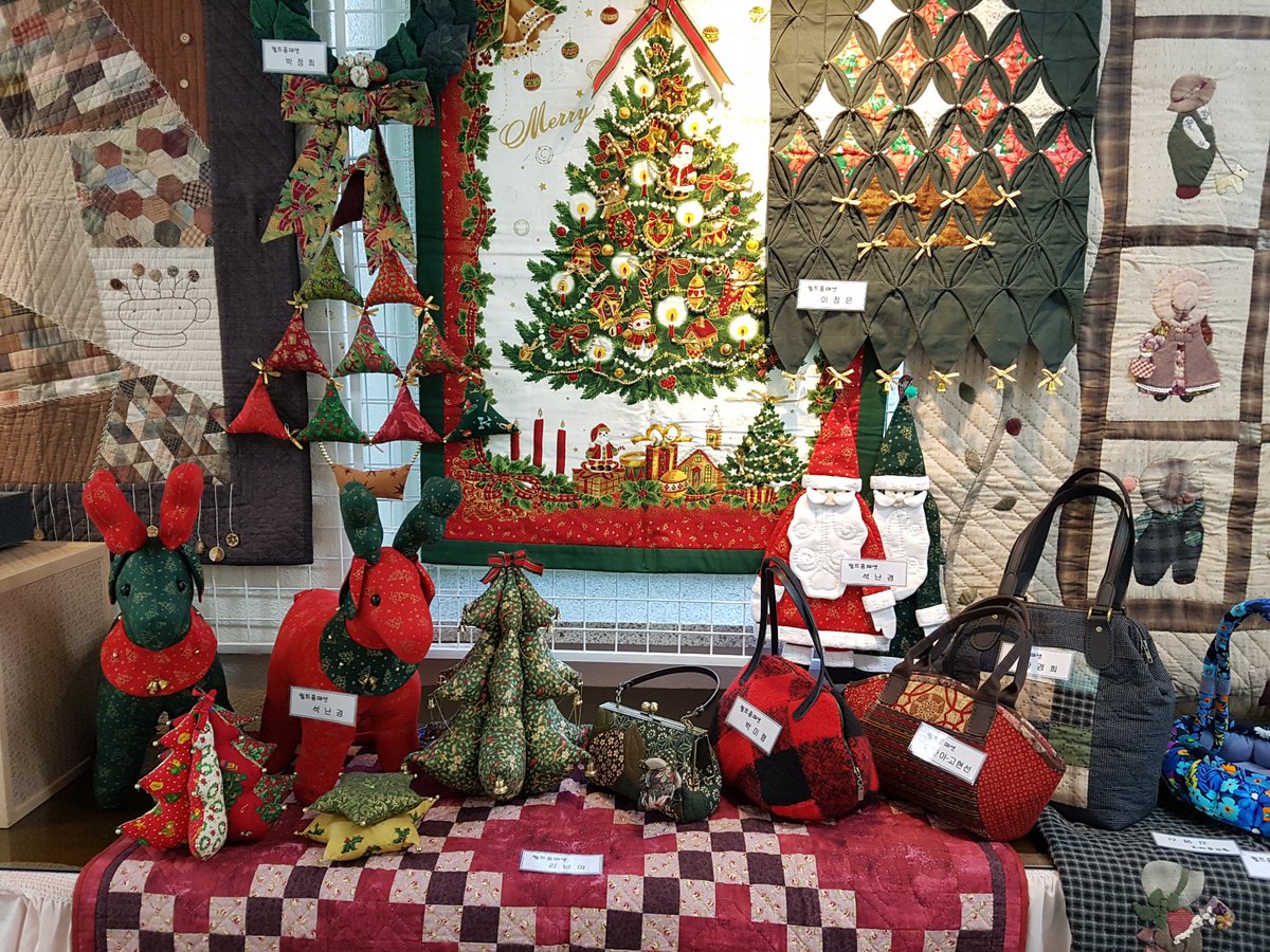 PusGwon's tweet image. #성남시 #여성가족과 #여성복지회관 #작은작품발표회  2018.12.11(화)~2.13(목)까지 성남시 여성복지회관에서 수강생들의 정성어린 솜씨와  열정을 만나보실 수 있 습니다.