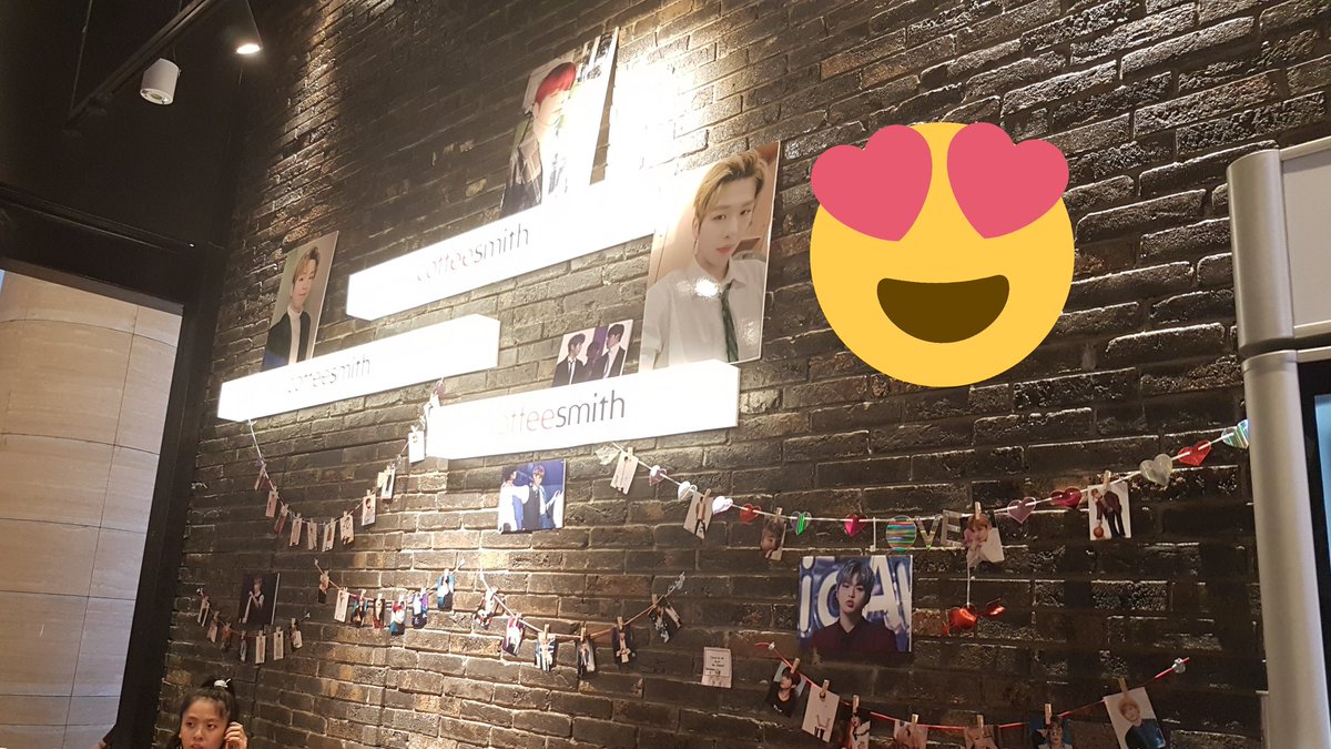 minhyunfox0809's tweet photo. #everlasting_luv_niel @Nielables The whole cafe was decorated everywhere it's so pretty and lovely💕TYSM for having this event &amp; those at admin table are really friendly too^^ I really enjoyed my time while I was there even if it was for a short while 😊 https://t.co/GZiF9H6Op9