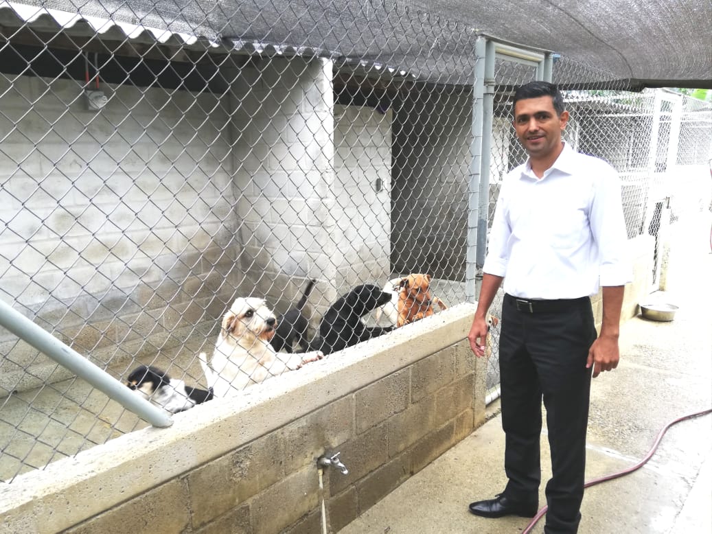 braulioEMarquez's tweet image. Esta tarde visité a los amigos de Hogar Amigo Fiel, en el municipio de Envigado.

El bienestar animal requiere de todo el compromiso social y político, por lo que también hará parte de mi programa de gobierno.

#AntioquiaUnPropósitoParaTodos 
#AsambleaDepartamentaldeAntioquia