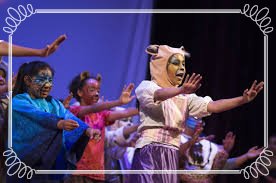 FREE- Community Chorus Holiday Concert with holiday Bollywood and ballet dancer and music on Dec. 15 at 2PM at the SR Comm Center.  Santa Claus will make a special appearance!  Merry Christmas!