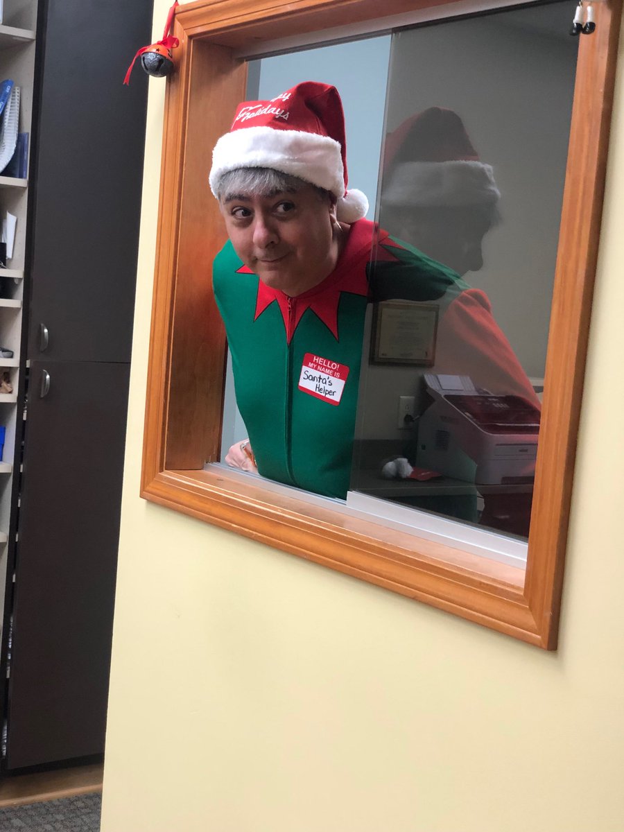 drspera's tweet photo. Somebody looking for an elf? #progressivedental #crazy #elfontheshelf https://t.co/RVy9hQu9Z6