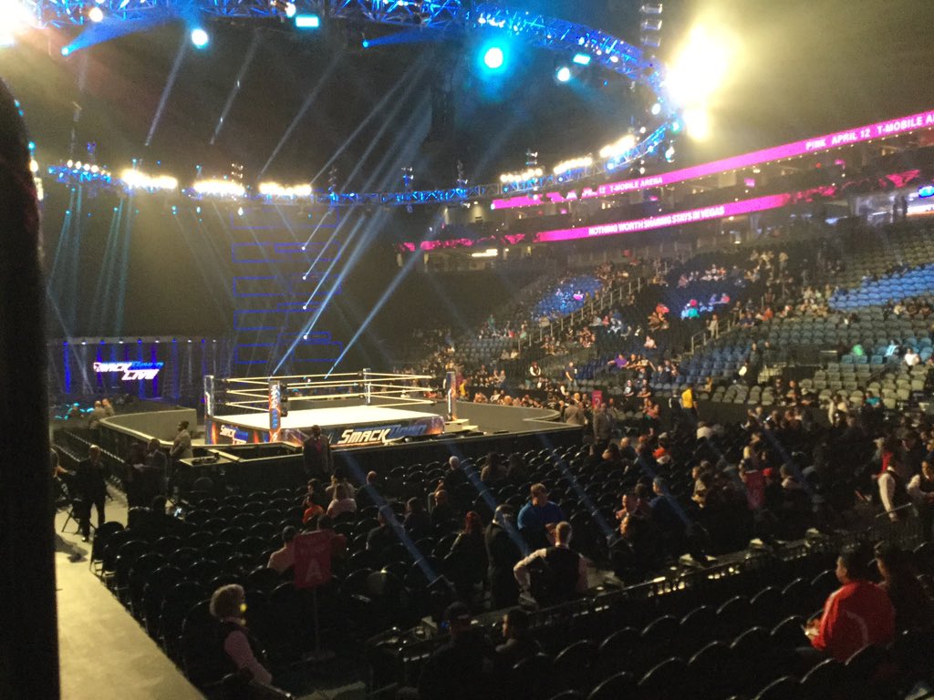 Heel4Lif3's tweet photo. Fought through the flu and made it to #SDLive #ScrewTheFlu https://t.co/mrVygZ6JQU