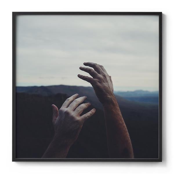 broad_art's tweet photo. This series celebrates the human form with two hands reaching upwards. Shot at Devils Gullet, in the North of Tasmania. https://t.co/nzpsvjZLuR https://t.co/FPhUkaMmzF