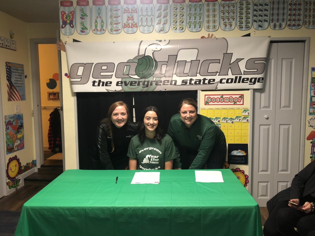 Geoduck Volleyball tweet media