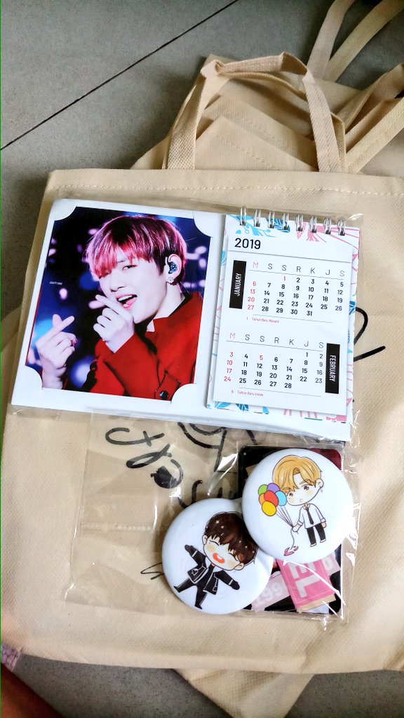iiDANIEL1210's tweet photo. [GIVEAWAY SNEACHTA DANIEL]

Fankit ❤
Details on pic !

rules:
RT and Love this tweet
end : 14th December at 5pm 💓

Ongkir ditanggung pemenang!! Thankyou
#HappyDanielDay https://t.co/bDuo0Ns5LH