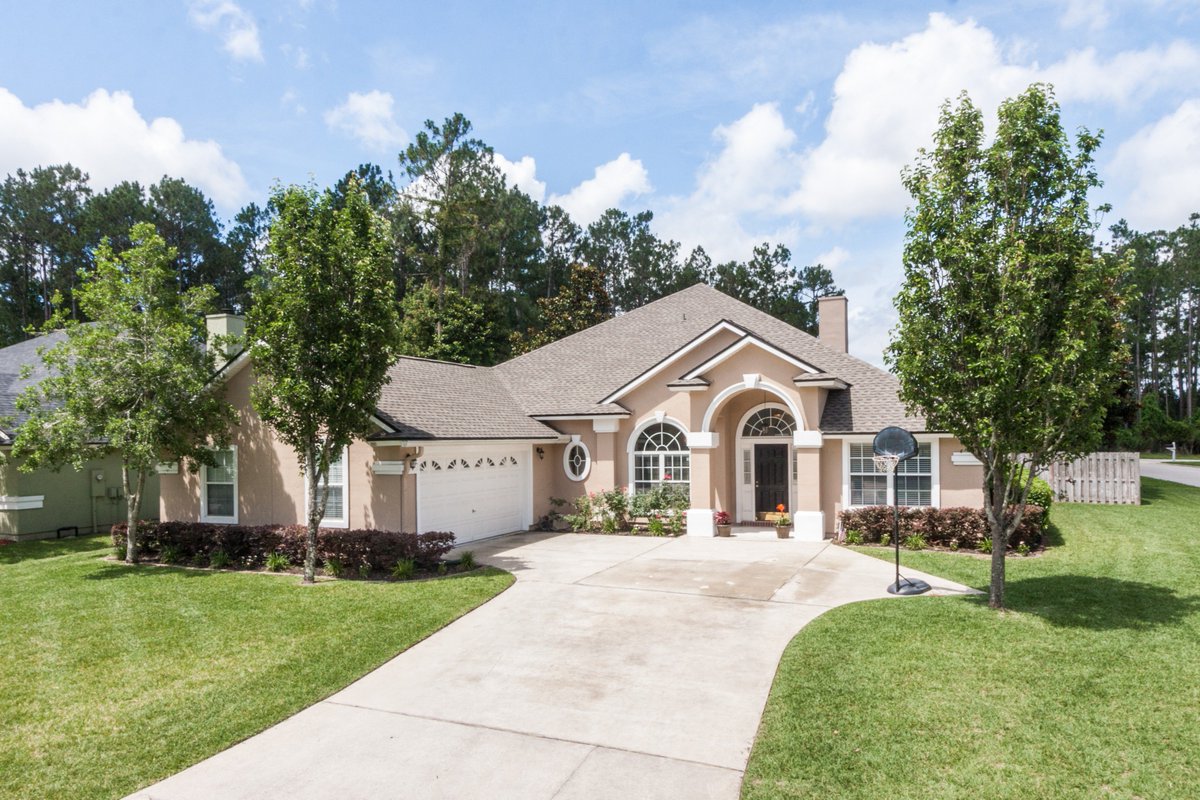 JoanieRealtor's tweet photo. OPEN HOUSE - 2601 Pecan Place, St Johns, FL 32259
12/16/18 - Saturday at 2 PM – 4 PM

#openhouse #julingtoncreekplantation #buyingahome #newlisting #bringanoffer #motivatedseller #invest #investment #houseforsale #realestate #realtor #broker #EV #joanieheighes #fencedbackyard https://t.co/uRyMmjMro3