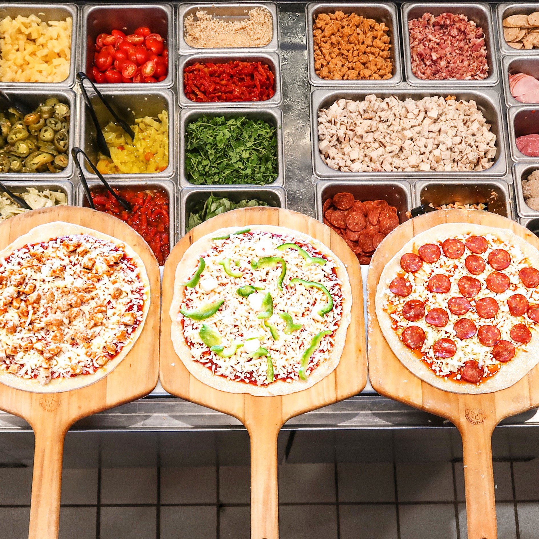Pieology On Twitter: With A Fresh Variety Of Toppings The Pizza-Bilities  Are Endless. What's Your Favorite Combination? Comment Below! 🍕 🍅 🌶️ 🍍  Https://T.co/Xzylw1dqd0 / Twitter