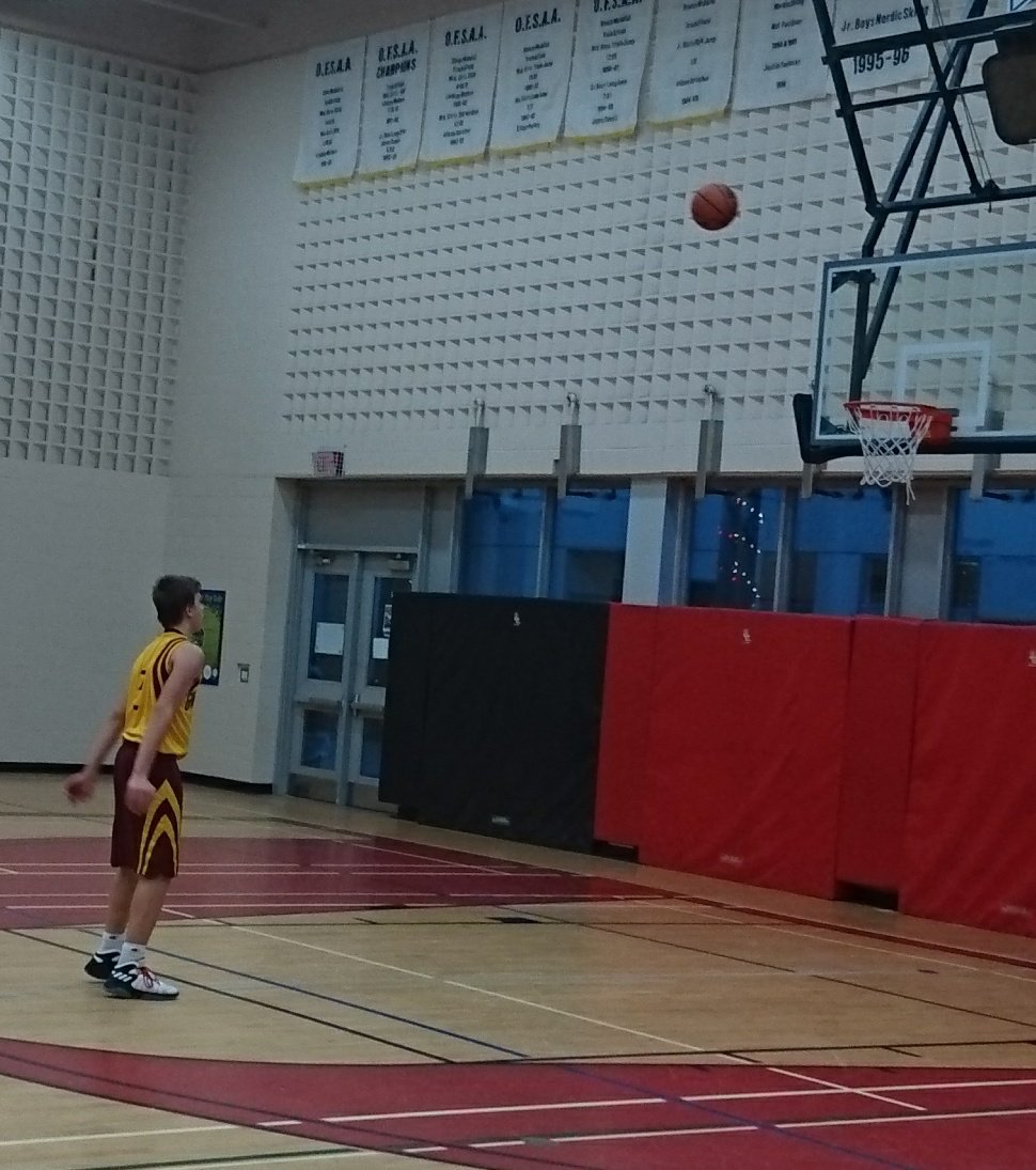 Exciting 48-47 win for Jr. Boys basketball over BMLSS.  Foul shot with 0.2s remaining to win by 1!! Way to go #aaronhaynes #ghsproud #gryphonsrock