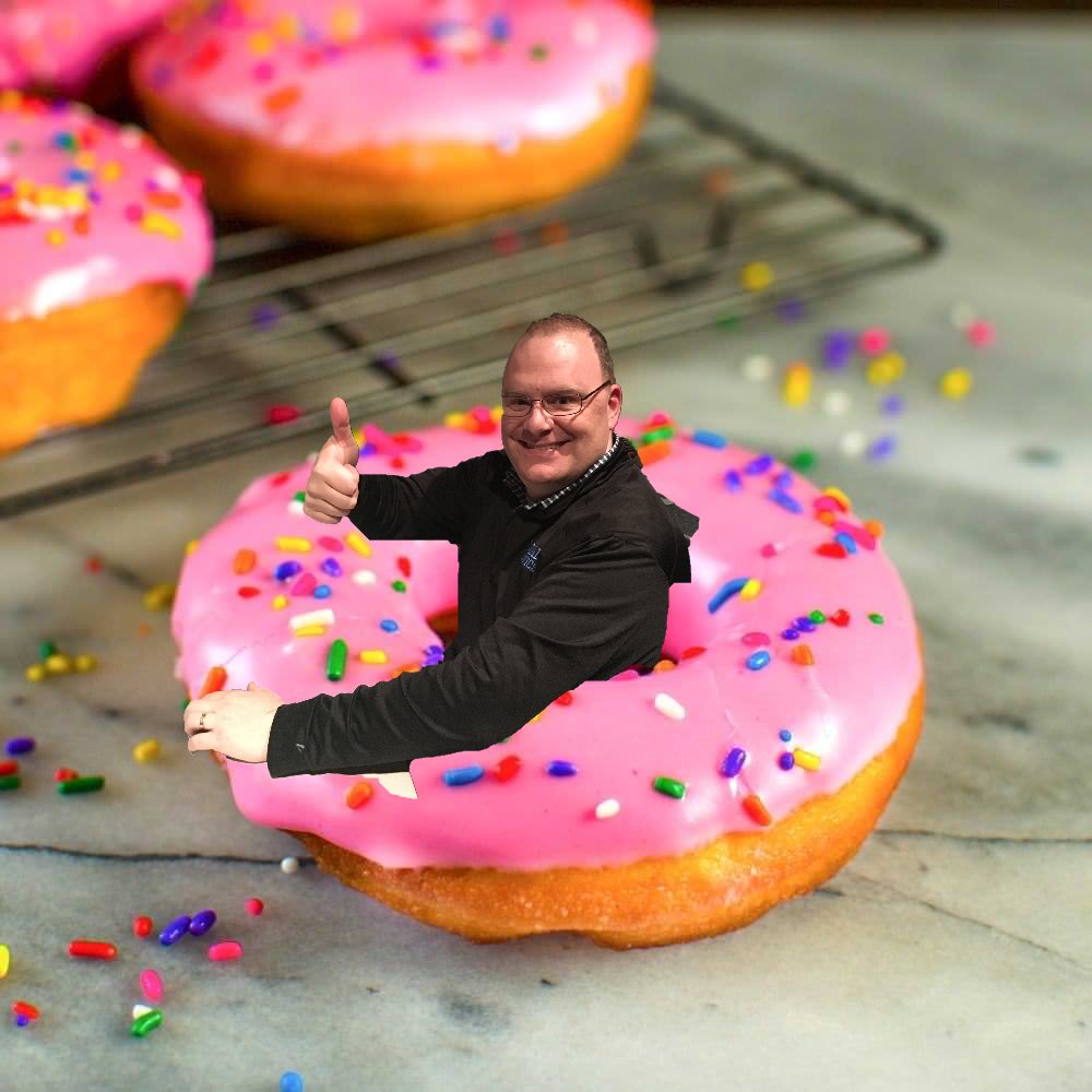 🍴🍩Semester grades? DOH! Free donuts? Now THAT'S litz. See you before school next Wednesday in the Cafeteria for Senior Donuts! 🍩🍴