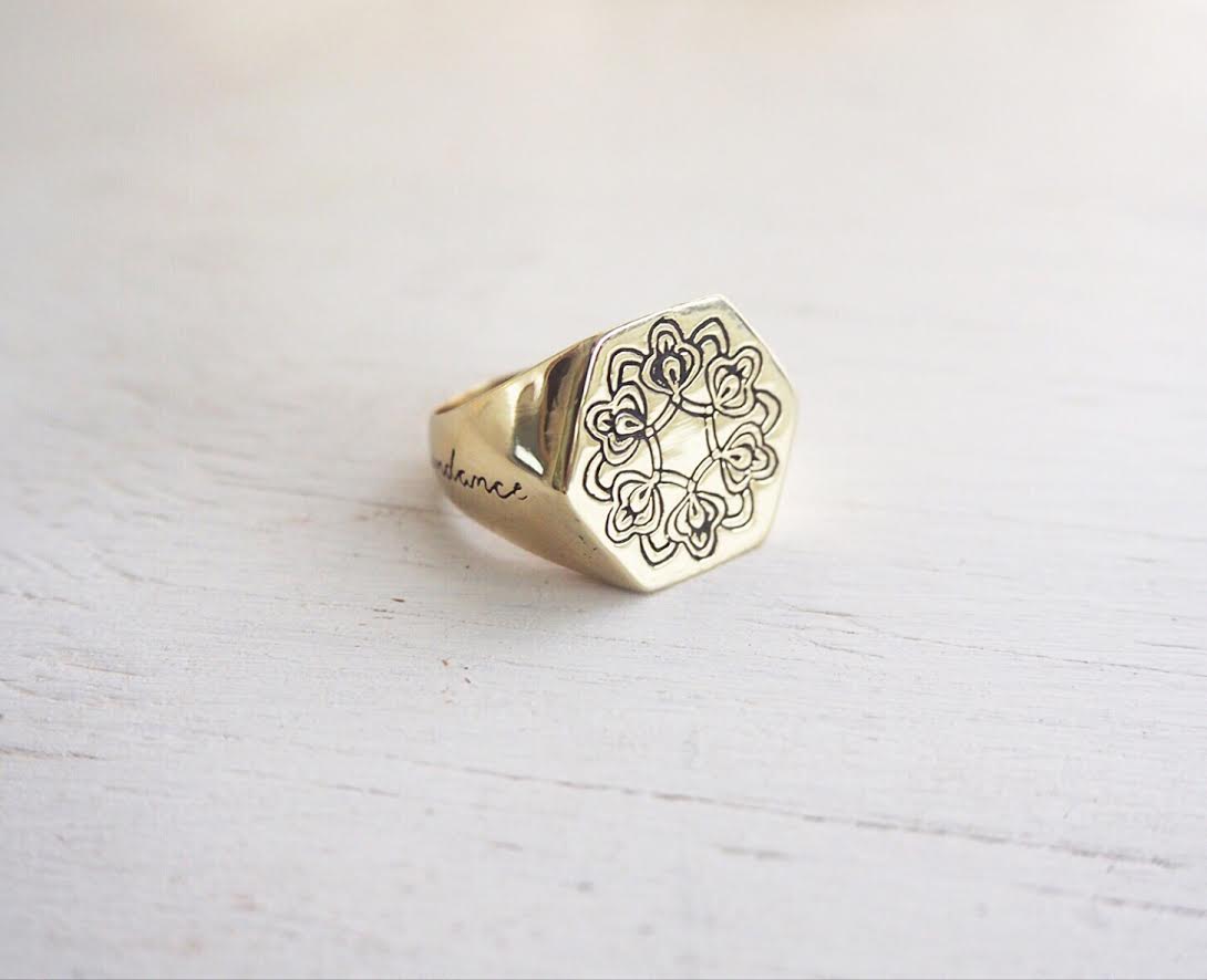 celestetwikler's tweet photo. 20% off all Abundance and Purity rings 🎄🎁 - https://t.co/CAP2Kjrs2t https://t.co/ZO1B7tB5nf