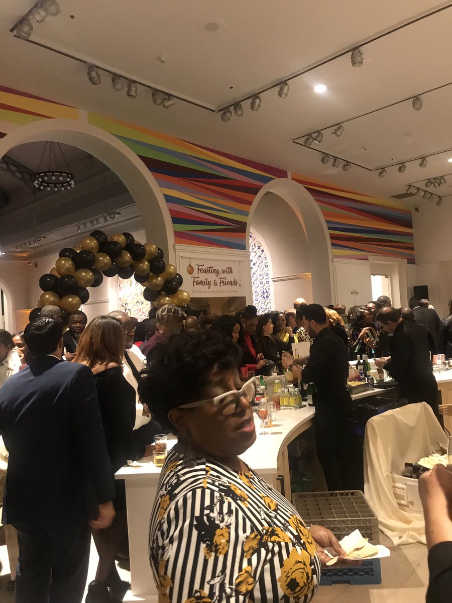 MarignaVince's tweet photo. Excellent time celebrating the holiday season at the Mayor’s event. https://t.co/5PCTiOSW3e