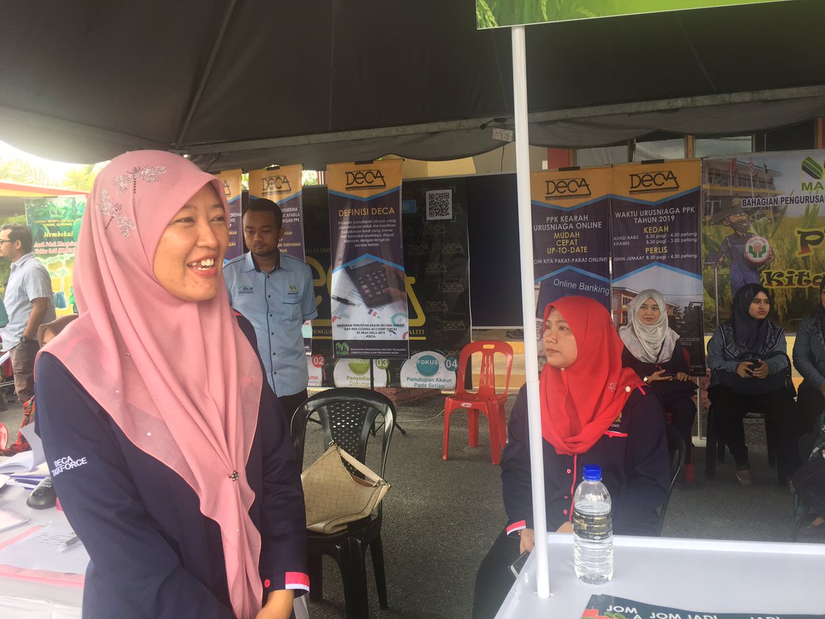 rozanamada's tweet photo. Jom semua ramai-ramai ke Hari Bertemu Pelanggan Peringkat MADA 2018 pada 12 Disember 2018 bertempat di Perkarangan PPK F-II Jerlun

#teambpip
#DECA
#cawpenyeliaankewangan
#madamabeles https://t.co/m74JsncEej