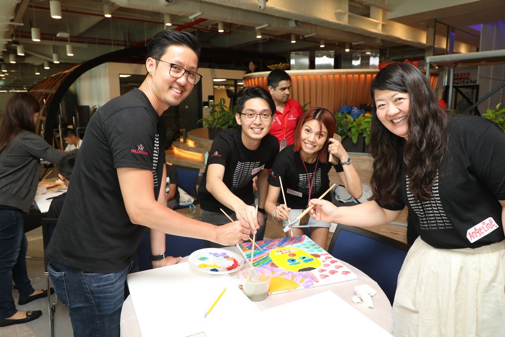 PrudentialSg's tweet photo. Festive fun comes to #PruWorkPLAYce as we hosted seniors and children from community organisations for #GivingWeek2018. https://t.co/jneJhI30Z5