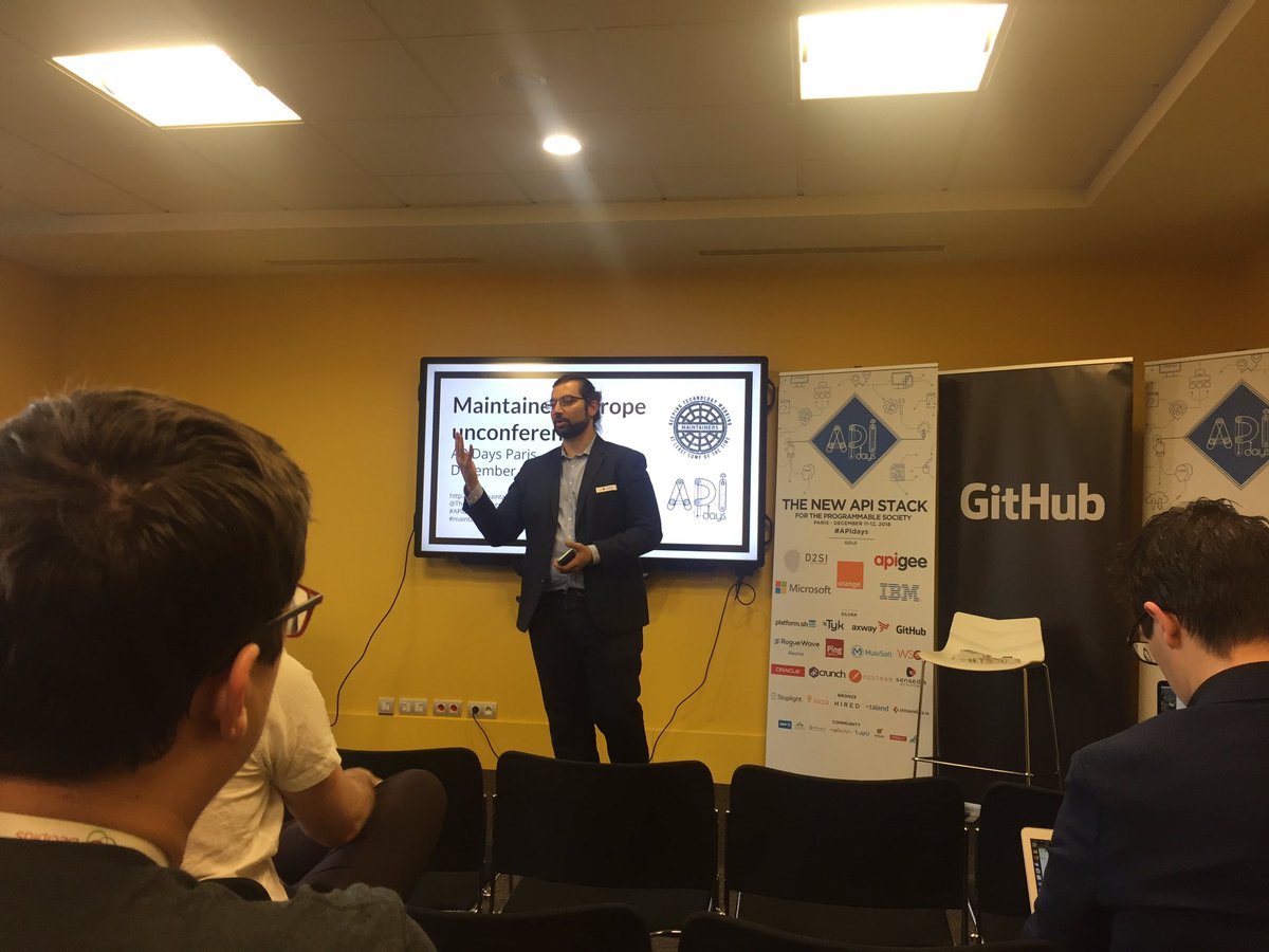 isabelreu's tweet image. @medjawii as he kicks off the @The_Maintainers session : for a sustainable, balanced, inclusive #ProgrammableSociety we need to invest not only on the new layer but also in maintenance &amp;gt;&amp;gt; how to make software maintenance sustainable ?
#APIdaysParis