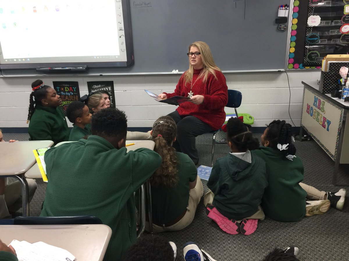cbaileyamsti's tweet photo. What an honor to be asked to be a guest reader this holiday season. #jisismyhome #kidfix #amstiusa https://t.co/97QMEWzrOz