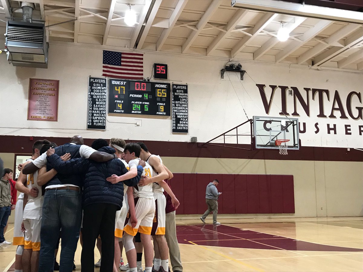 VC Athletics (@vhsathletics) on Twitter photo Great night for the Boys JV and Varsity 🏀 squads! JV won 79-31 & Varsity won 65-47 against Fremont (Oakland). Blake Murray and Grant Polk throwing down some powerful dunks to highlight! <a href="/VHS_Crushers/">Vintage High School</a> Great night for the Boys JV and Varsity 🏀 squads! JV won 79-31 & Varsity won 65-47 against Fremont (Oakland). Blake Murray and Grant Polk throwing down some powerful dunks to highlight! <a href="/VHS_Crushers/">Vintage High School</a>