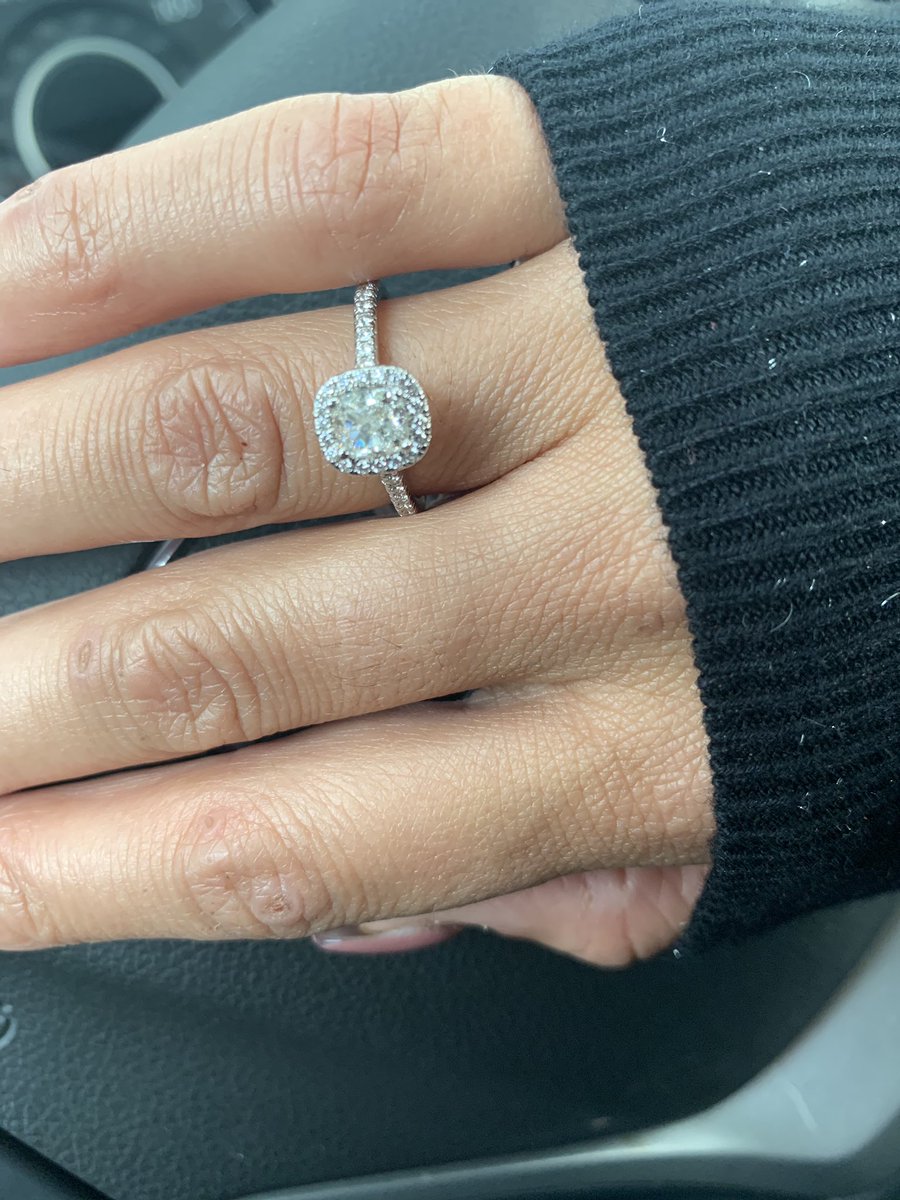 ShyimaHallNews's tweet photo. Do you see what I see ?🎶🎵 this is not a beginning for us it’s one more chapter in our life. Mrs. Urquidez to be !!!  #engaged #mrstobe💍 https://t.co/Yah5Ff8PG6