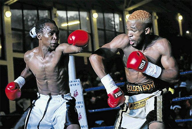 BoxingMecca_DD's tweet photo. So far, so good for champ: Fuzile is on track to realise his dream to fight for major world title 

https://t.co/EVTm0R2GHV https://t.co/IBVpishZuP