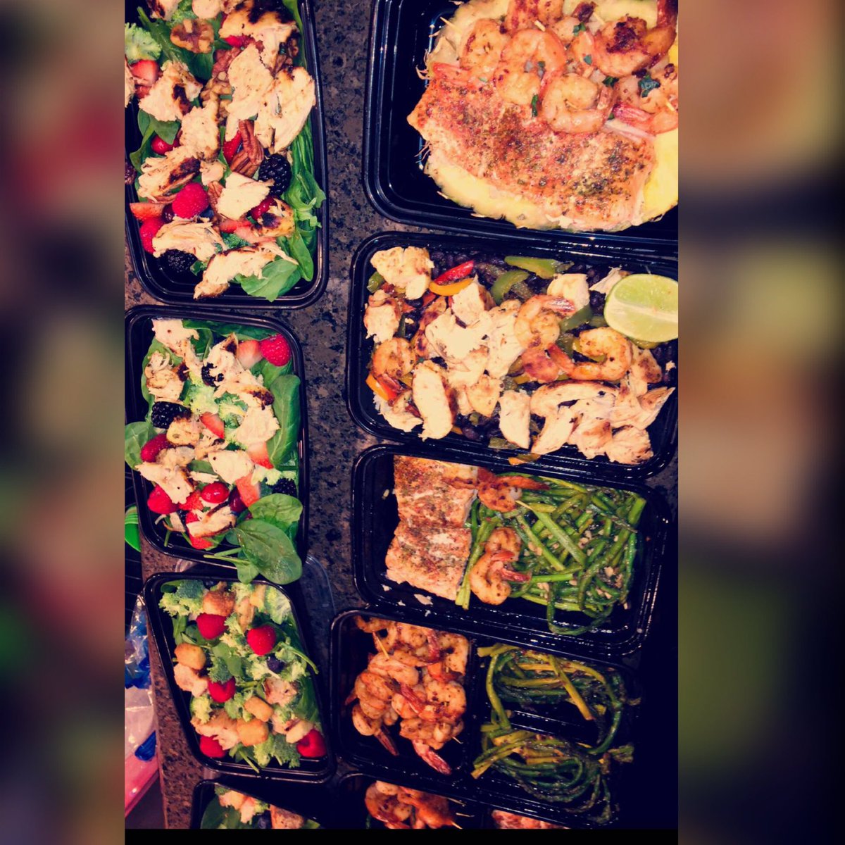 eshas_eats's tweet photo. 👩🏾‍🍳👩🏾‍🍳 https://t.co/2ZGEtqSs7A
