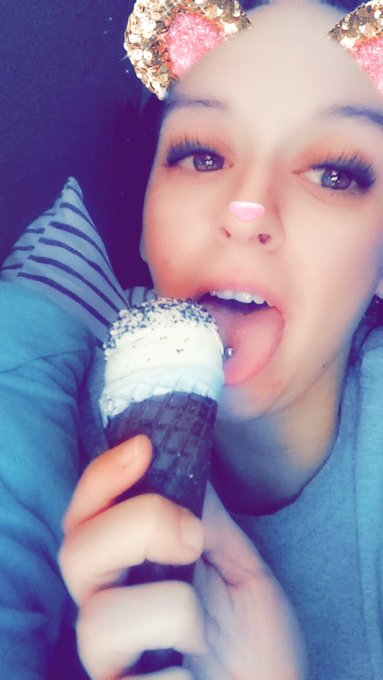 #GoodNightTwitterWorld #latepost #icecream #MMM #FFNow 🍦🤣😂💋 https://t.co/mCYBiQYjrk<a href="/tag/goodnighttwitterworld"class="tags">#GoodNightTwitterWorld</a><a href="/tag/latepost"class="tags">#latepost</a><a href="/tag/icecream"class="tags">#icecream</a><a href="/tag/mmm"class="tags">#MMM</a><a href="/tag/ffnow"class="tags"><span>#ffnow</span></a>