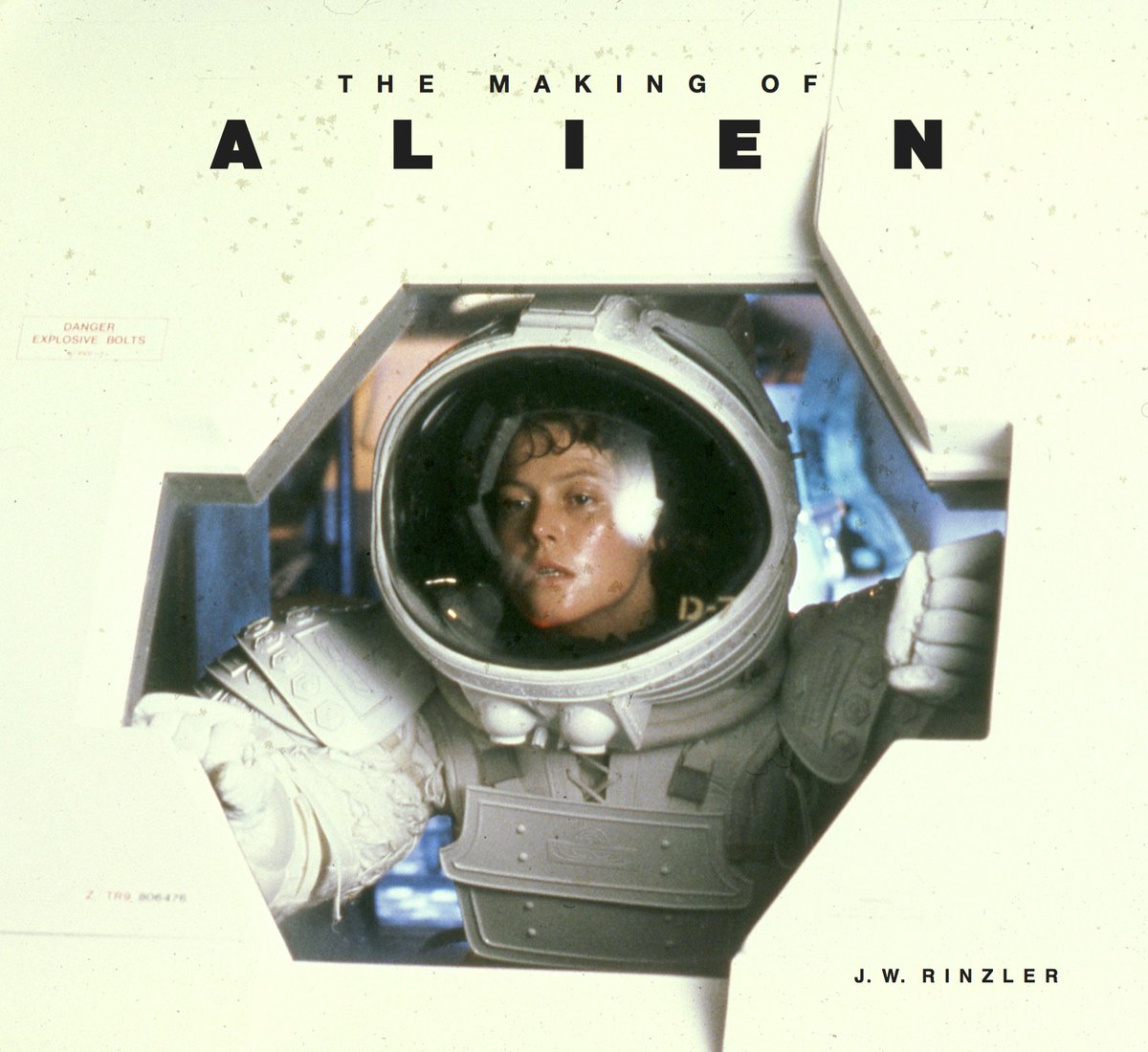 avpgalaxy's tweet photo. Thought you knew everything about @AlienAnthology? The just announced Making of Alien by @jwrinzler promises to change that! | https://t.co/zsIdp0R7Ql | #MakingOfAlien #Alien #JWRinzler #SirRidleyScott #DanOBannon #HRGiger #SigourneyWeaver #Xenomorph https://t.co/RdfQsQaerB