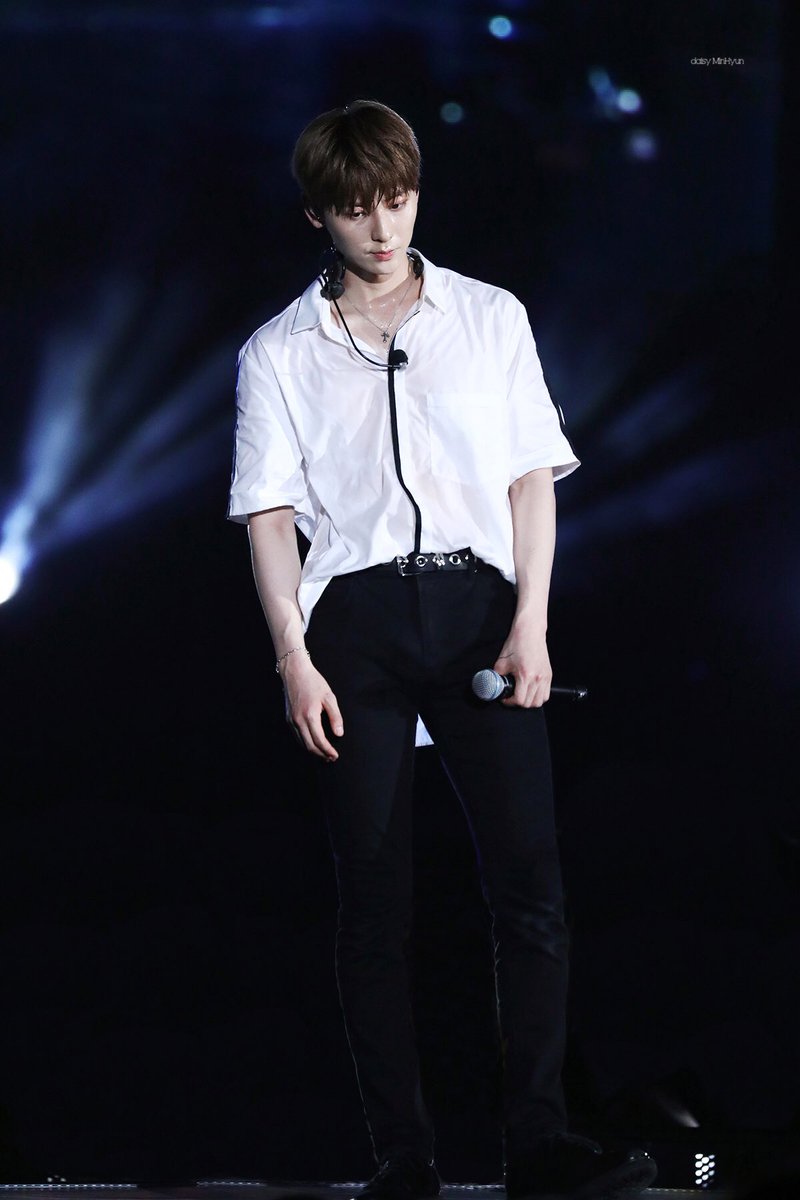 daisy_MinHyun's tweet photo. #황민현 #민현
   ╭┈┈┈┈╯ ╰┈┈┈╮

 ╰┳┳╯    ╰┳┳╯
 💧              💧

 💧              💧
     ╰┈┈╯
 💧  ╭━━━━━╮  💧
           ┈┈┈┈
 💧              💧

 💧              💧

 💧              💧

 💧        💧 https://t.co/FkYCzgLukS