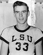 Bob Pettit rockin the sleeve jerseys at LSU Happy Birthday Pettit!  