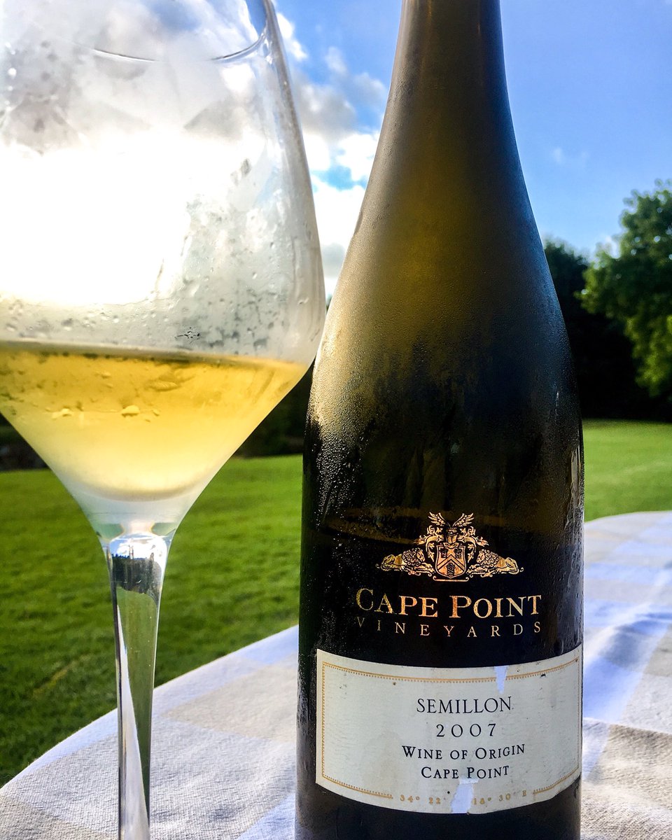 A beautiful surprise to find so much life left in this wine. Still fresh, herbaceous and utterly delicious. <a href="/CPVineyards/">Cape Point Vineyards</a> <a href="/realsavagewines/">Savage Wines</a>